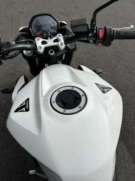 STREET TRIPLE 765 R
