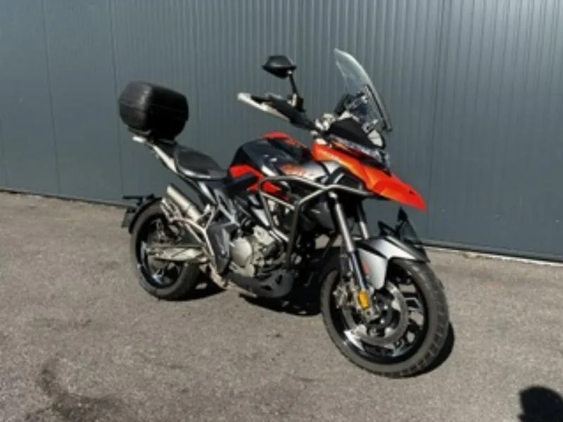 310 T