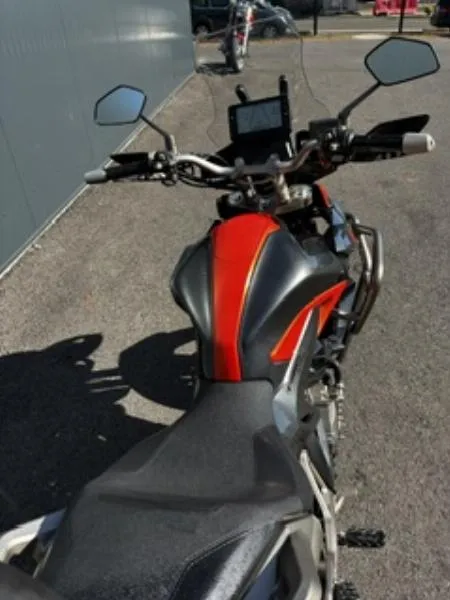 310 T