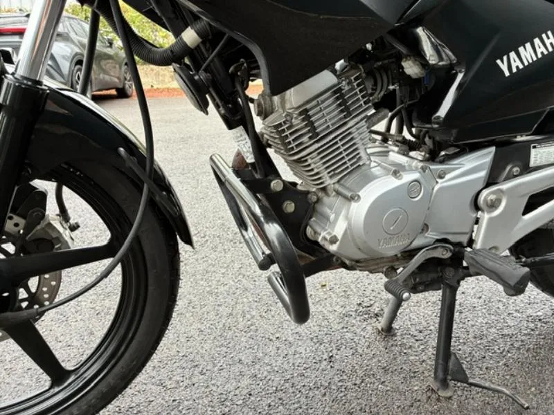 YBR 125ROADSTER