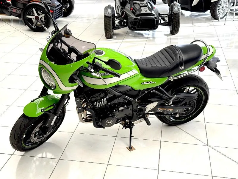 Z 900