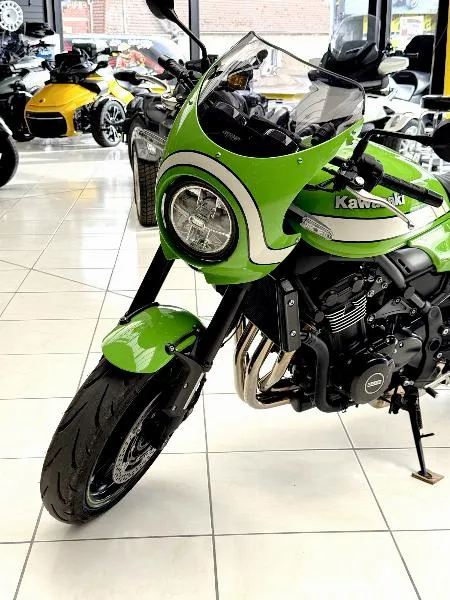 Z 900