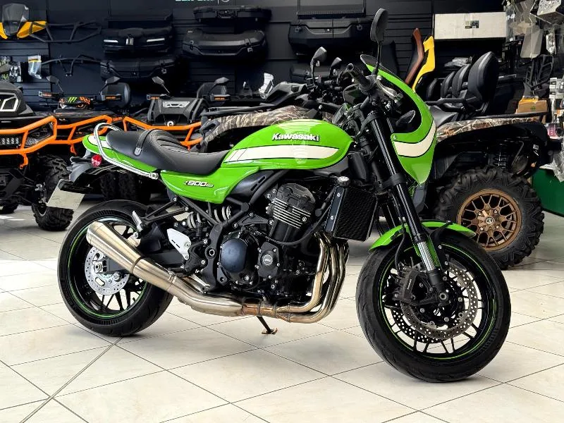 Z 900