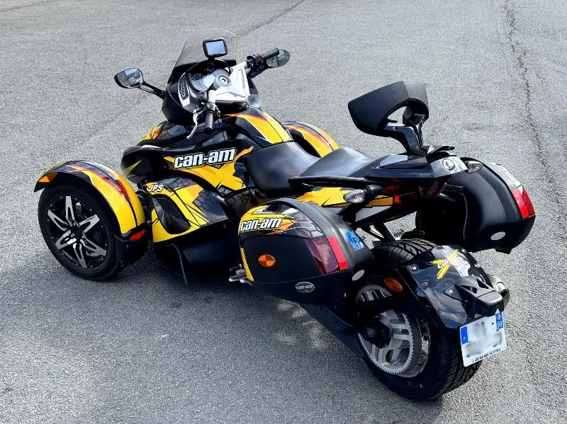 SPYDER RS