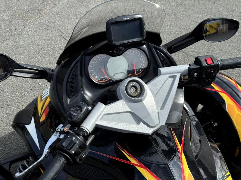 SPYDER RS