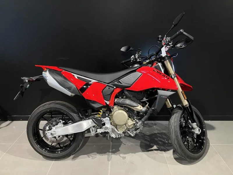 698 Mono