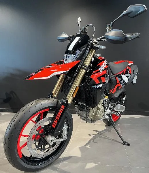 HYPERMOTARD 698 RVE