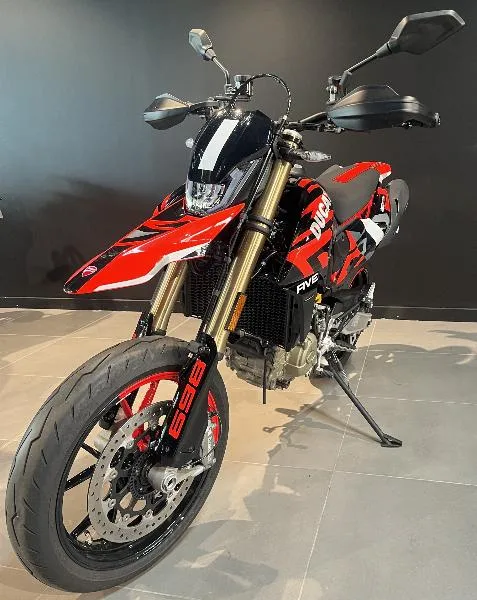 HYPERMOTARD 698 RVE