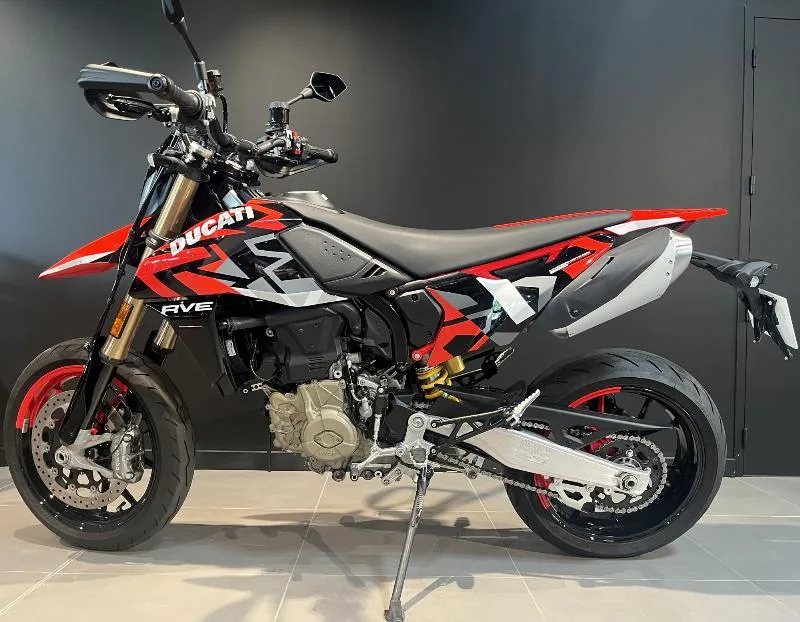 HYPERMOTARD 698 RVE