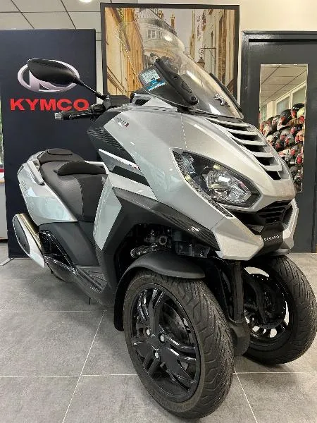METROPOLIS 400