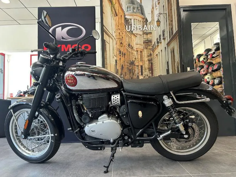 Gold Star 650 SP