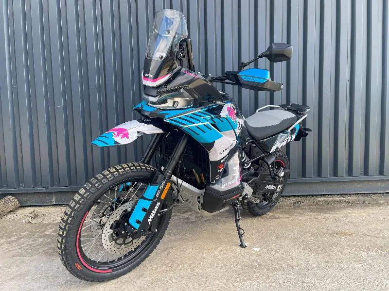 MT 800  X