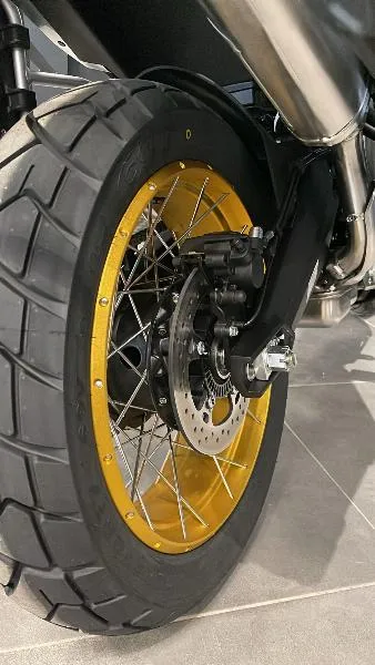 MT 700