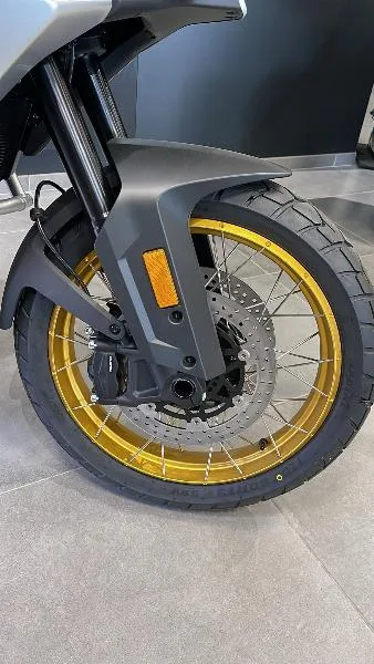 MT 700