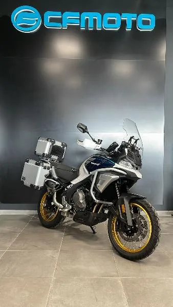 MT 700