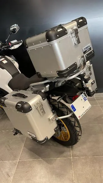 MT 700