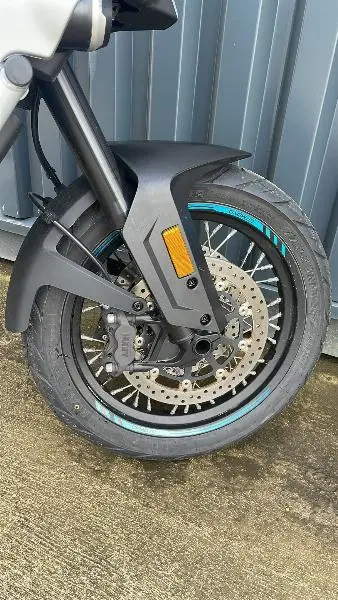 MT 800 SPORT