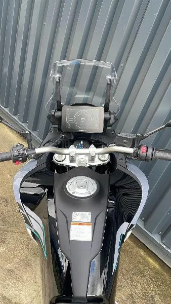 MT 800 SPORT