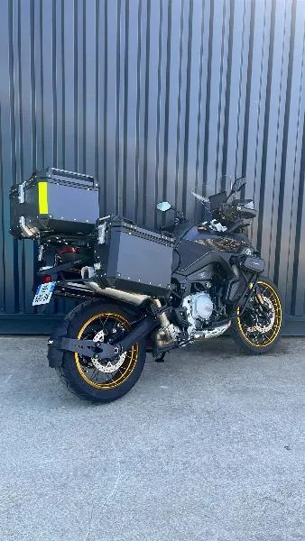 DS900X