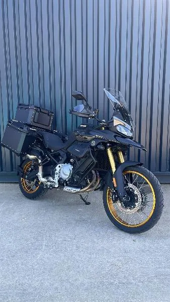 DS900X