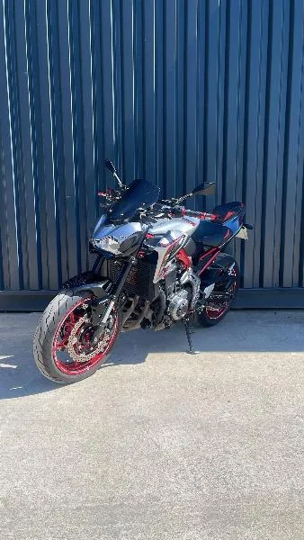 Z 900