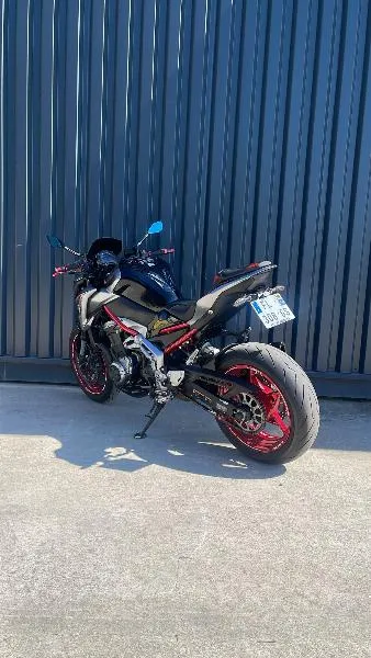 Z 900