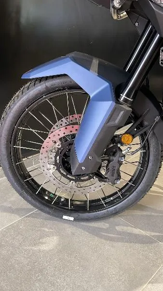 ZT 703 F