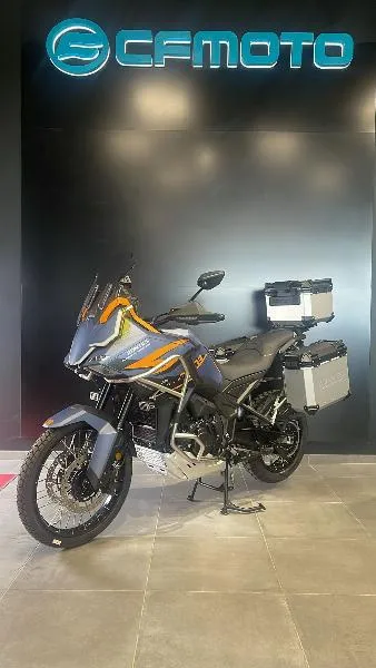 ZT 703 F