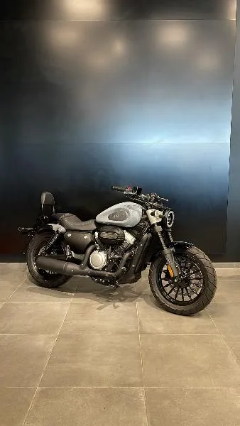 125 AVENGER