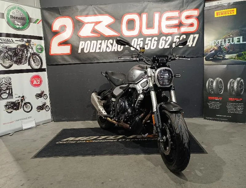 VOGE 500 AC  A2