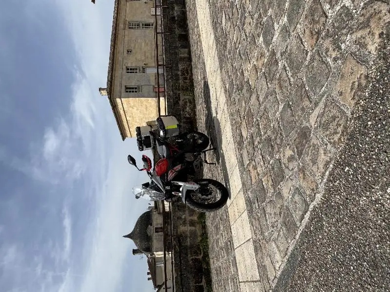 MOTO QJ MOTOR SRT 600 SX TOURING