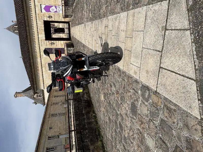 MOTO QJ MOTOR SRT 600 SX TOURING