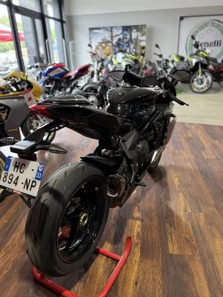 800 F3 RR