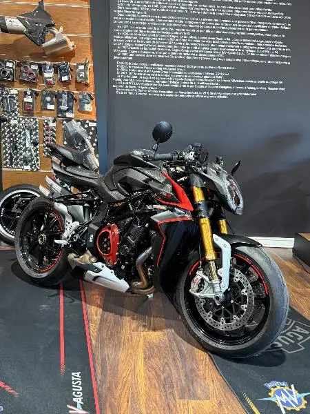 BRUTALE 1000 RR