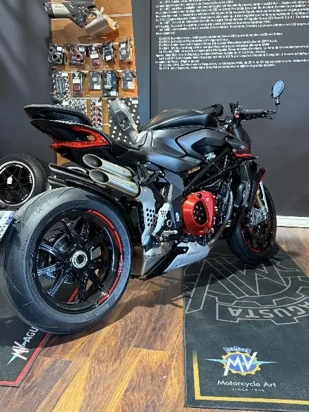 BRUTALE 1000 RR