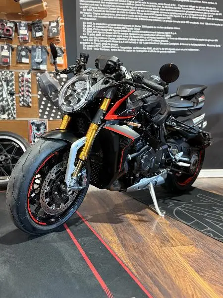 BRUTALE 1000 RR