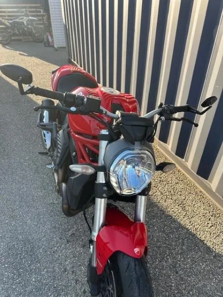 MONSTER 821 2016