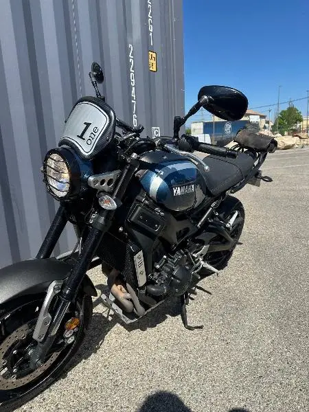 XSR 900