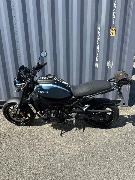 XSR 900