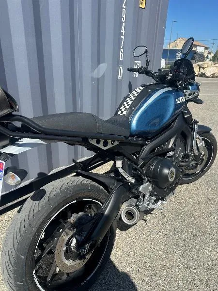 XSR 900