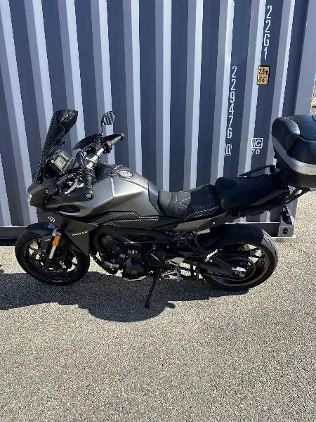 MT09 TRACER