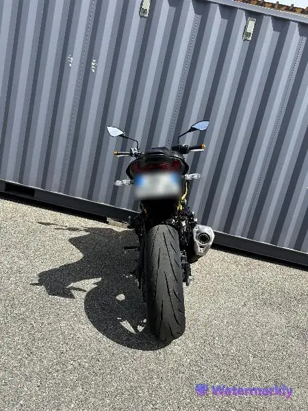 Z 900