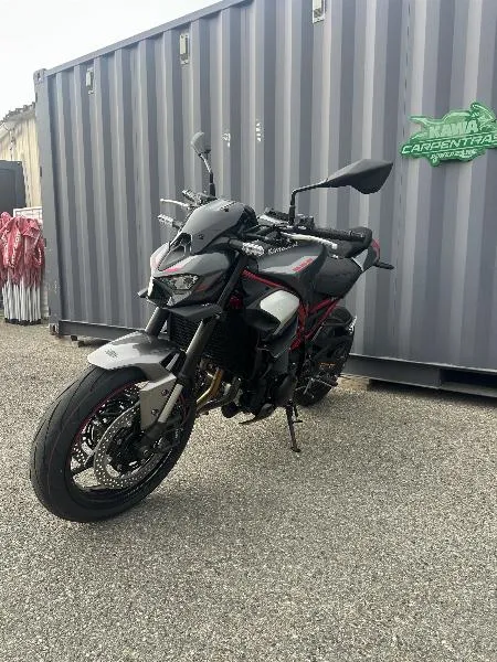 Z 900