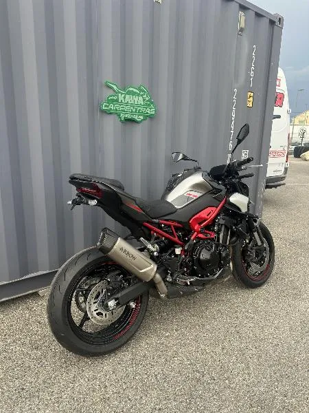 Z 900