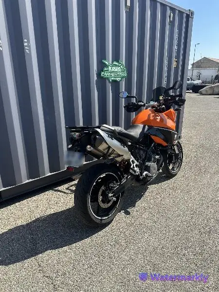 990 SMT