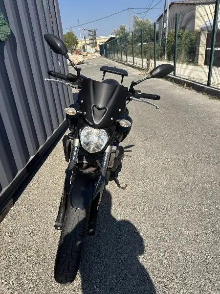MT07