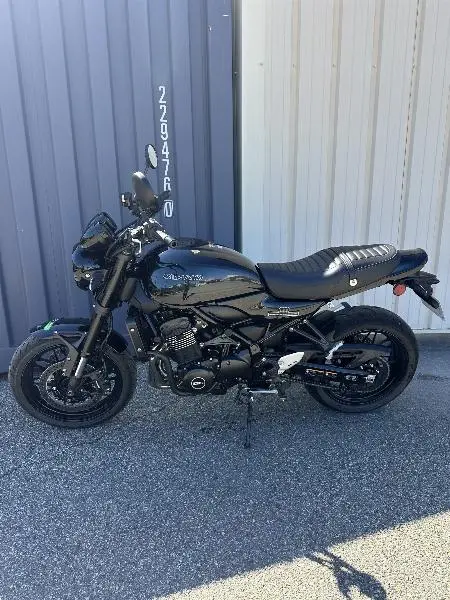 Z 900