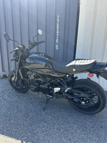 Z 900