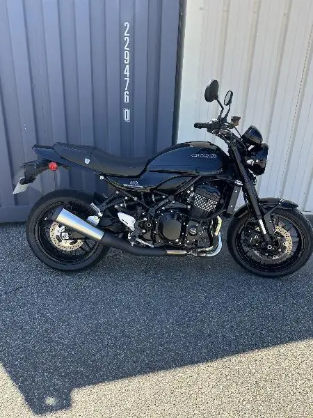 Z 900