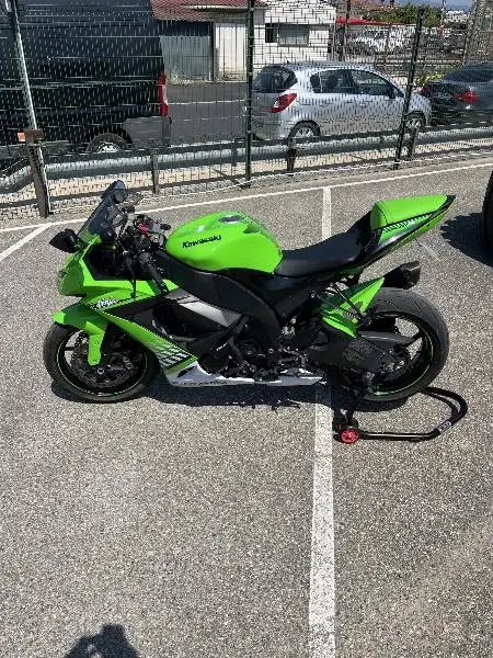 ZX10R